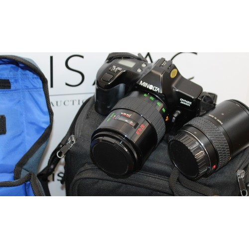 245 - A Quantity Of Cameras/MINOLTA/OLYMPUS And Equipment Binoculars Etc All Untested
In Large Duffel Bag