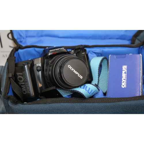 245 - A Quantity Of Cameras/MINOLTA/OLYMPUS And Equipment Binoculars Etc All Untested
In Large Duffel Bag