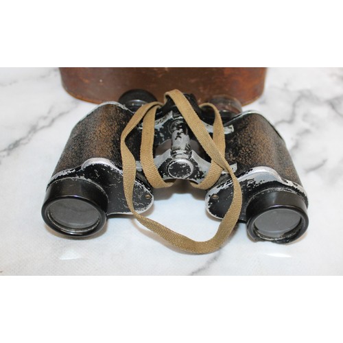 246 - 4 x Binoculars Two Are In Cases All Untested