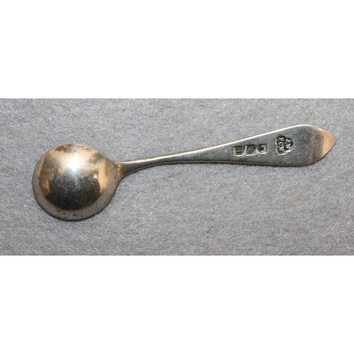 547 - Silver Hallmarked Mustard Spoon