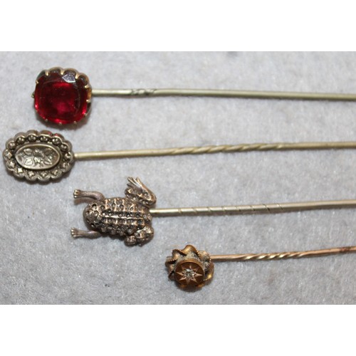 103 - 4 x Decorative Collectable Vintage Hat/Tie Pins