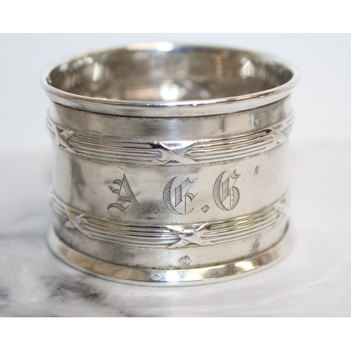 560 - 2 x Collectable Silver Napkin Rings 1 Hallmarked And 1 Stamped 925