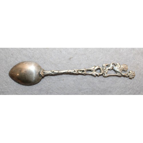 561 - Silver Tea Spoon Stamped 800