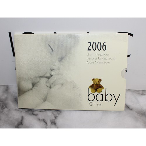 487 - A Collectable 2006 United Kingdom Brilliant Uncirculated Coin Collection Baby Gift Set