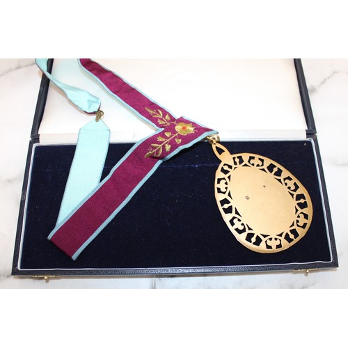 105 - Boxed Large Masonic Medal