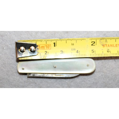 579 - Silver Hallmarked Pen Knife With Mother Of Pearl Handle