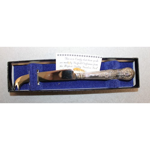 580 - Silver Hallmarked Handled Butter Knife (NO LID ON BOX)