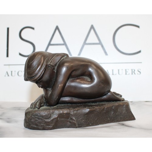 32 - Kneeling Woman Bronze On Plinth By D J. Skaldwell Length-12cm