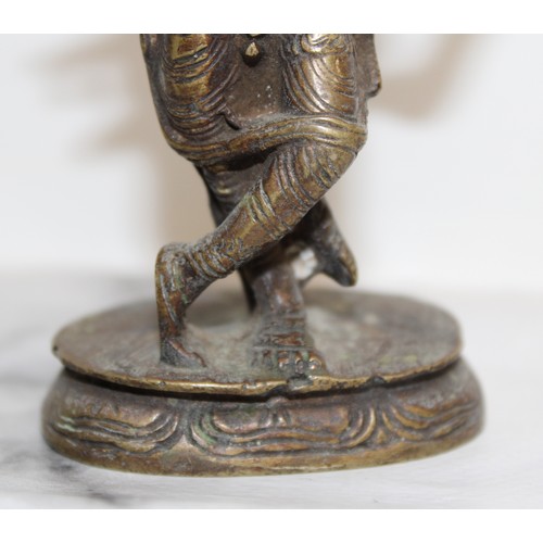 17 - A Collectable Brass Krishna Statue H:10.5cm