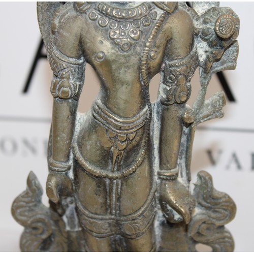 18 - A Collectable Brass Vishnu Statue H:23cm