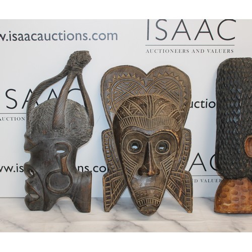 206 - 4 x Wooden Tribal Masks
Tallest 41cm