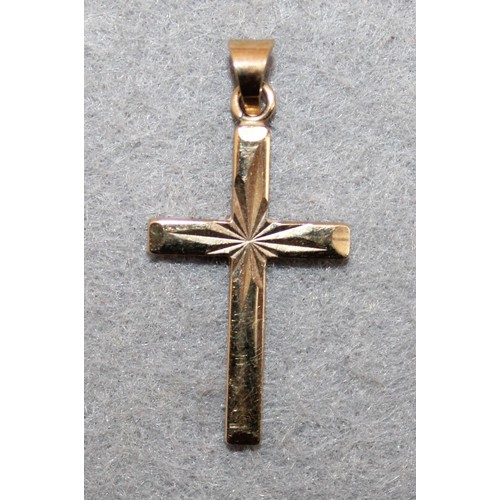 620 - Stamped 375 Gold Cross Total Weight-1.41g