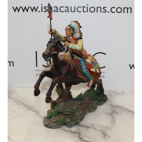 122 - 3 x Indian Braves On Horse Back And Other
Tallest 26cm