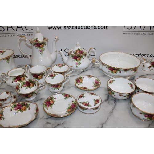 213 - Quantity of Royal Albert 