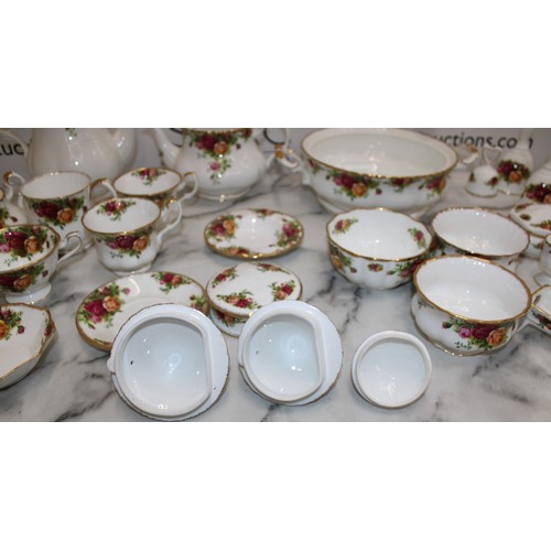 213 - Quantity of Royal Albert 