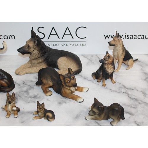 129 - A Collection Of German Shepard Figures Various Conditions 
Dimensions Of Largest 25cm x 15cm
COLLECT... 