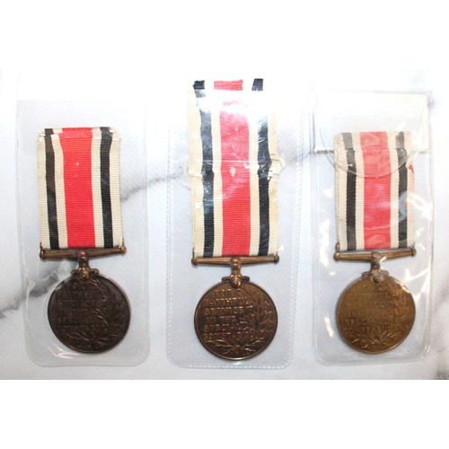 139 - Police Special Constabulary Medals - GeorgeV, VI and ERII

George V  - Named to Albert Griffiths
Geo... 