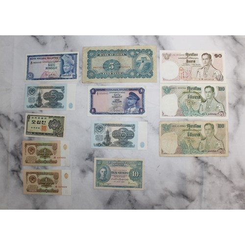 362 - A Selection of Collectable Bank Notes Inc: China, Malaysia, Brunei Etc