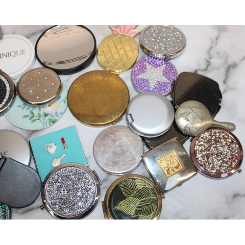 141 - Selection Of Compact Mirrors Etc