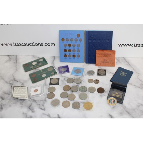 369 - A Quantity Of Collectable Commemorative Coins & Others