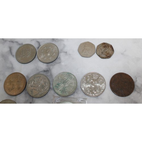 369 - A Quantity Of Collectable Commemorative Coins & Others