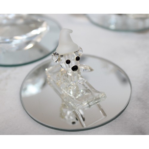 159 - A Selection Of Collectable Miniature Swarovski Ornaments Tallest:4cm Inc Mirrored Plates
COLLECTION ... 