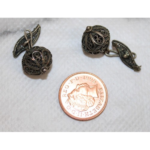 597 - Stamped SILVER Size O Vintage Marcasite Ring With Antique Cufflinks In A Pouch