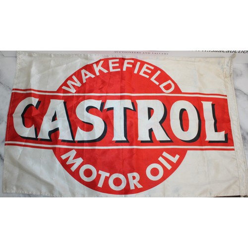 281 - A Double Sided Silk Advertising Flag For Wakefield Castrol Motor Oil 
Size 96cm x 58cm