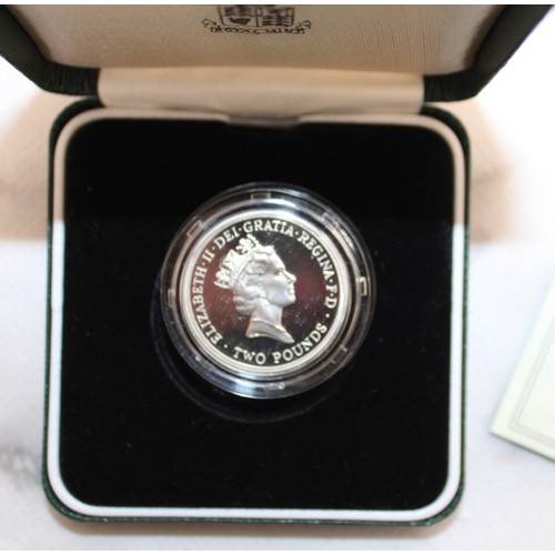 392 - Royal Mint Boxed 1989 Bill Of Rights Silver Proof £2 Two Pound Coin & COA