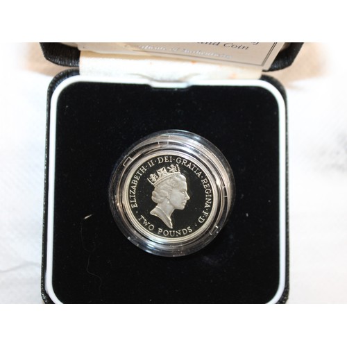 394 - Royal Mint Boxed 1995 £2 United Nations 50th Anniversary Silver Proof Coin & COA