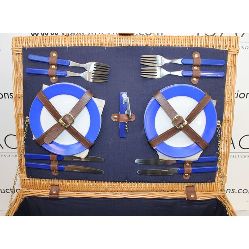 173 - A Collectable Sandringham Hamper case With Some Contents L:56.5cm W:39cm H:26cm