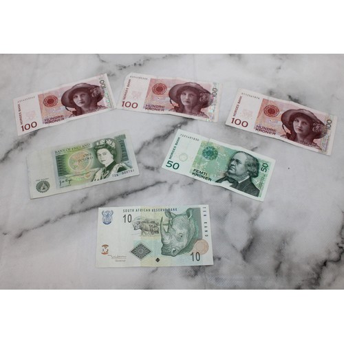 399 - A Selection Of Collectable Bank Notes