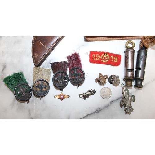 188 - Quantity Of Scout Equipment Who Belonged To Albert Goodall Inc-Badges/Whistles/Rope/Teapot/Knifes/Le... 