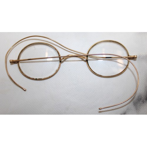 189 - Antique Oval Wire Rimmed Glasses In Wooden Box