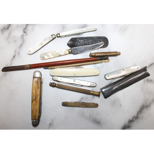 194 - Mixed Collectable Items Inc- Pen Knifes Etc