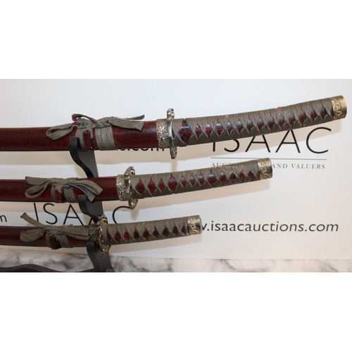 195 - Ornamental Samurai Swords
Length Of Largest 105cm
COLLECTION ONLY 18's And Over
ID WILL BE NEEDED UP... 