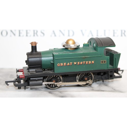 978 - 4 x Collectable Hornby Etc Model Engines