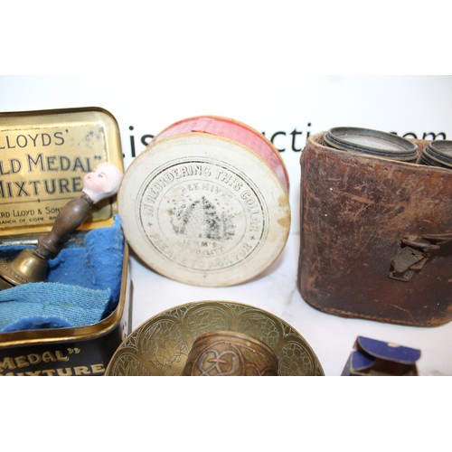 37 - Quantity Of Antique/Vintage Collectable Items Inc-
Coins/Bibles/Thumb Dictionary/Boot Buttons & Pot/... 