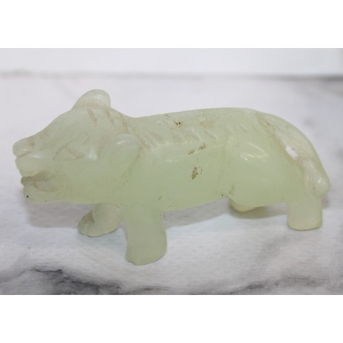 52 - Jade Collectable Animals Tallest 5.5cm
Various Conditions