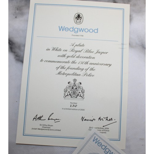 55 - 3 x Boxed Wedgwood Items Inc A Framed Plaque In Black Basalt With Gold Decoration Metropolitan Polic... 