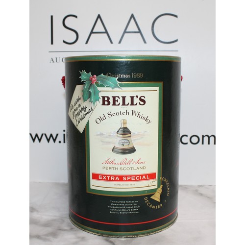 7 - A Collectable Boxed Christmas 1989 Extra Special Bell's Whisky In A Wade Porcelain Decanter (Unopene... 