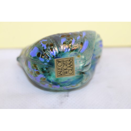 242 - Selection Of Paperweights Inc-
MILLRACE GLASS
HAFOD GRANGE
ISLE OF WIGHT GLASS
Etc
Tallest-7cm
Colle... 