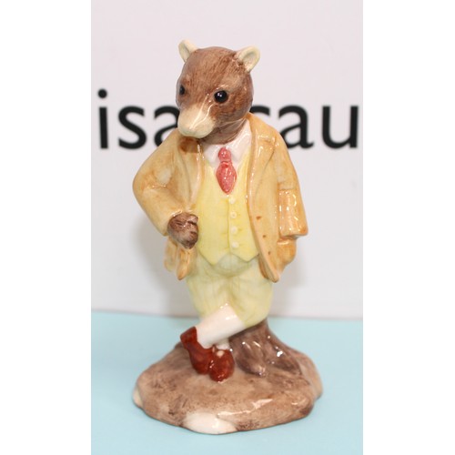 250 - A Selection Of Collectable Items Inc: 2 x Royal Doulton Figurines Etc Tallest: 15cm And 2 x Trinket ... 