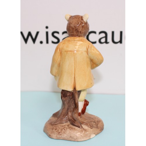 250 - A Selection Of Collectable Items Inc: 2 x Royal Doulton Figurines Etc Tallest: 15cm And 2 x Trinket ... 