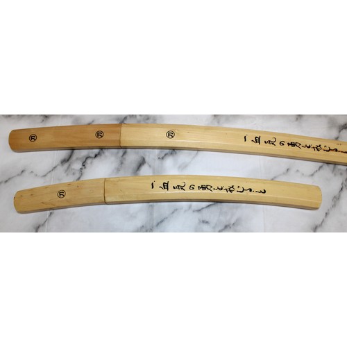252 - Replica Japanese Suicide Knifes In Scabbards
Collection Only And Proof Of Age With I.D On Collection