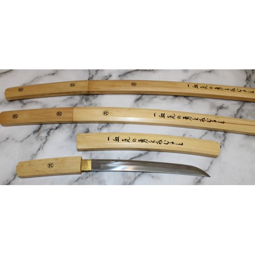 252 - Replica Japanese Suicide Knifes In Scabbards
Collection Only And Proof Of Age With I.D On Collection