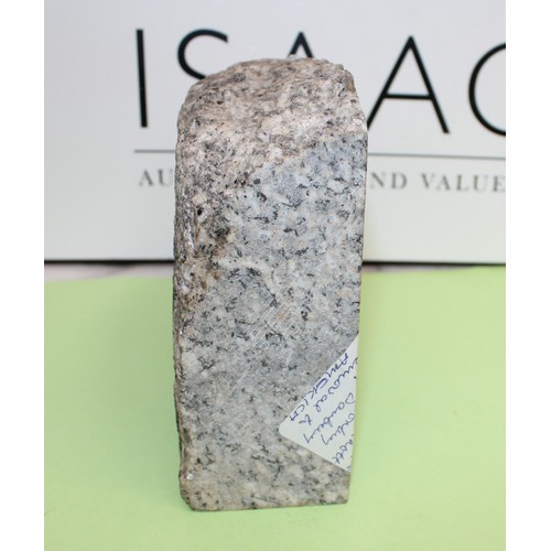 256 - London Bridge Stone Piece 20cm Length With Newspaper Clipping Etc
COLLECTION ONLY