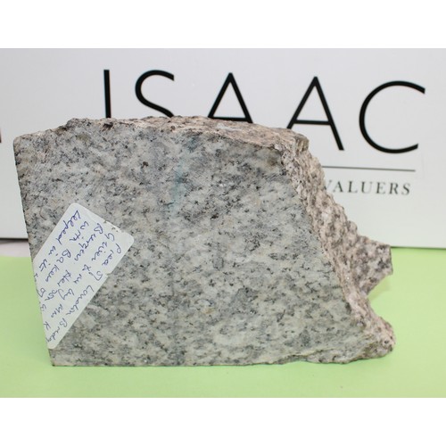 256 - London Bridge Stone Piece 20cm Length With Newspaper Clipping Etc
COLLECTION ONLY