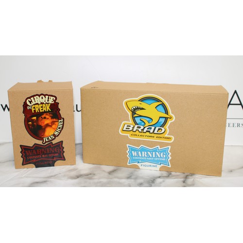 270 - WARNING ADULT CONTENT 2 x Boxed BAD TASTE BEARS By Peter Underhill Inc: CIRQUE Du FREAK Jean Michel ... 