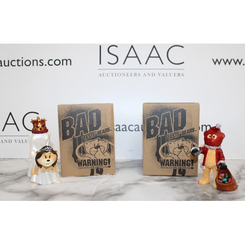 278 - WARNING ADULT CONTENT 2 x Boxed -BAD TASTE BEARS- By Peter Underhill Inc: William & Kate And Robin